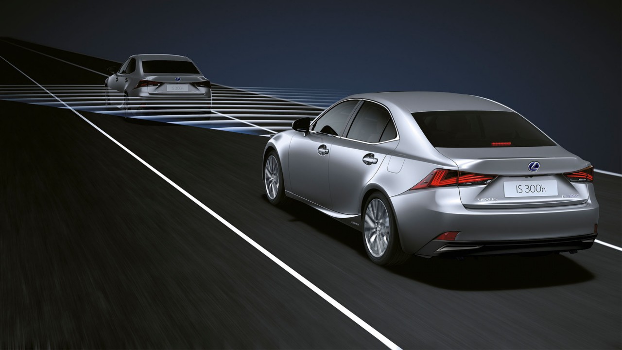 Dynamic Radar Cruise Control graphic 